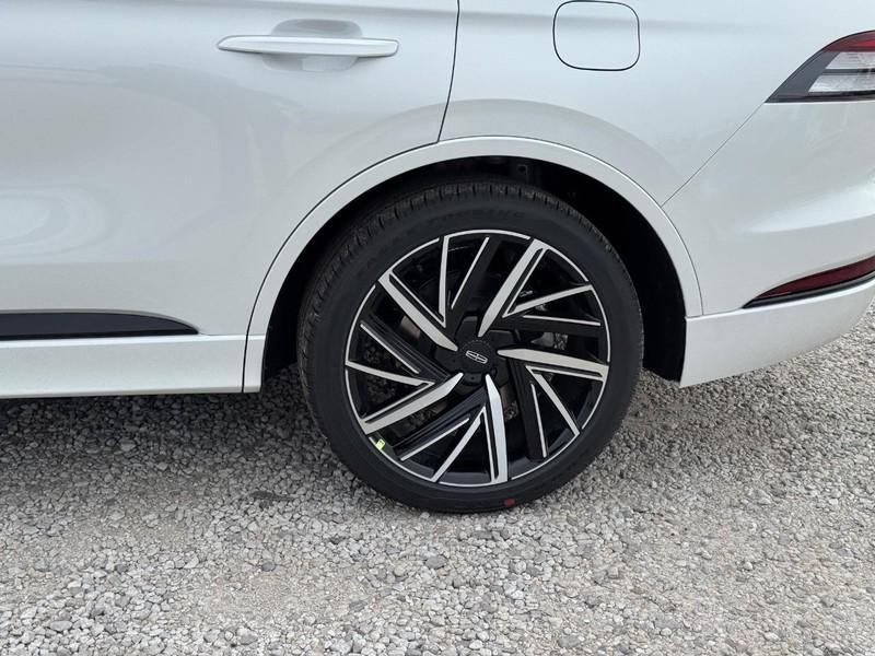 new 2026 Lincoln Aviator car