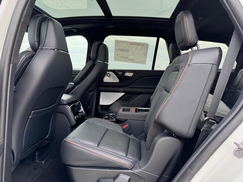 new 2026 Lincoln Aviator car