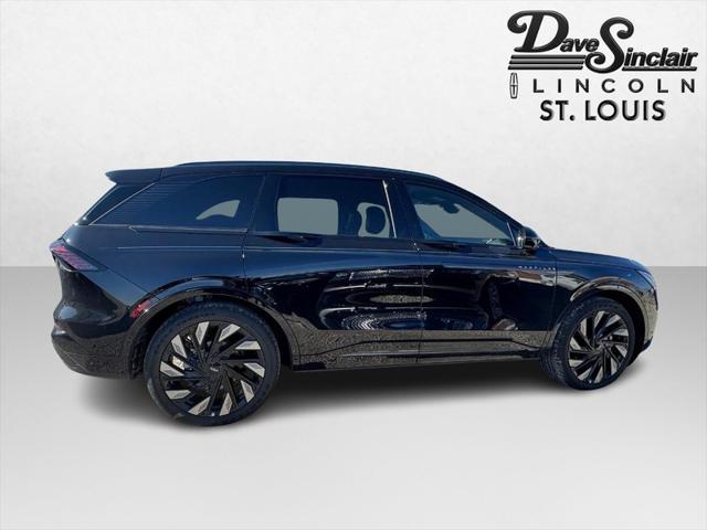 new 2024 Lincoln Nautilus car, priced at $62,717