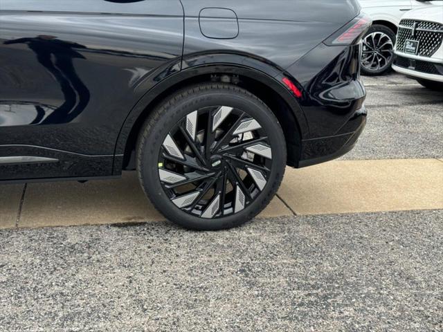 new 2025 Lincoln Nautilus car, priced at $67,605