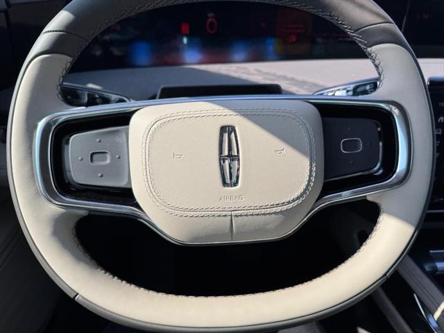 new 2025 Lincoln Nautilus car, priced at $51,093
