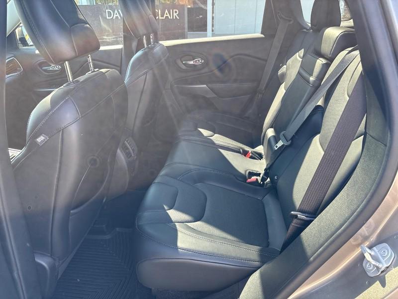 used 2019 Jeep Cherokee car, priced at $19,287