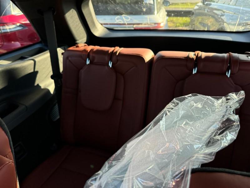 new 2025 Lincoln Aviator car, priced at $76,150