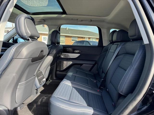 new 2025 Lincoln Nautilus car, priced at $61,613