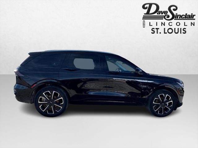 new 2025 Lincoln Nautilus car, priced at $61,613
