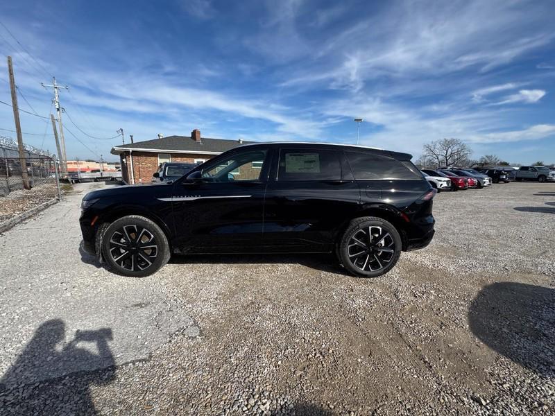 new 2025 Lincoln Nautilus car, priced at $66,552