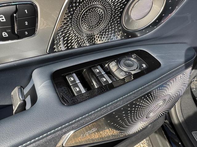 new 2025 Lincoln Nautilus car, priced at $61,613
