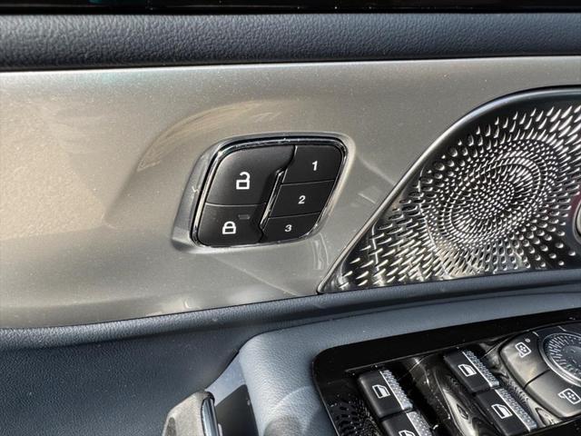 new 2025 Lincoln Nautilus car, priced at $61,613