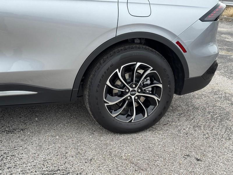 new 2026 Lincoln Nautilus car