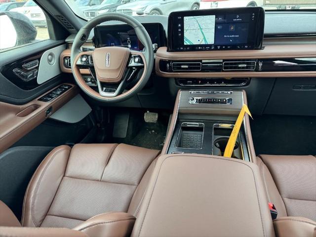 new 2025 Lincoln Aviator car, priced at $72,473