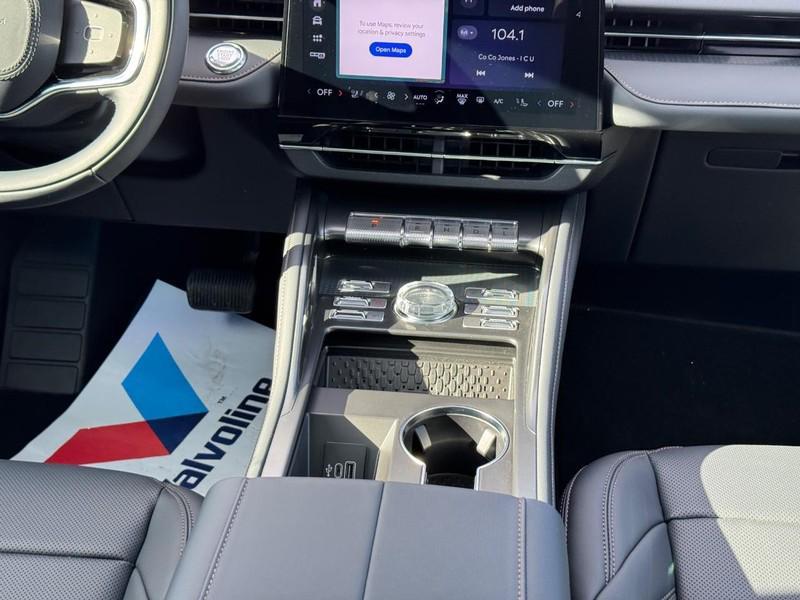 new 2025 Lincoln Nautilus car, priced at $62,270