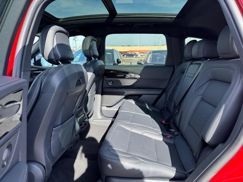 new 2025 Lincoln Nautilus car, priced at $62,270