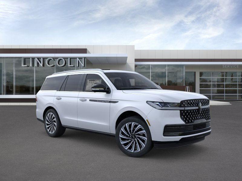 new 2025 Lincoln Navigator car, priced at $120,960