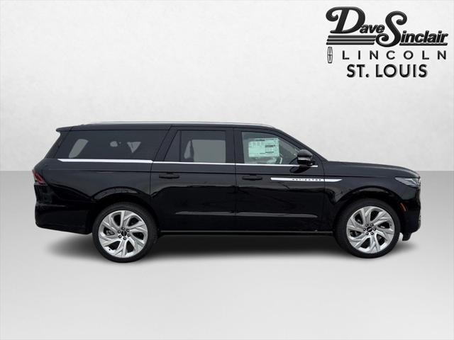 new 2025 Lincoln Navigator car, priced at $108,220