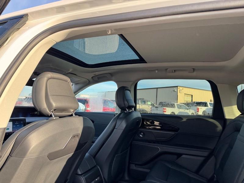 new 2026 Lincoln Nautilus car