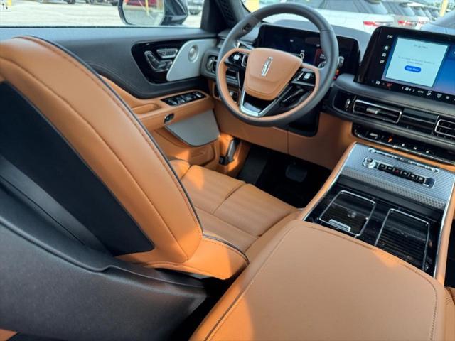 new 2025 Lincoln Aviator car, priced at $81,273