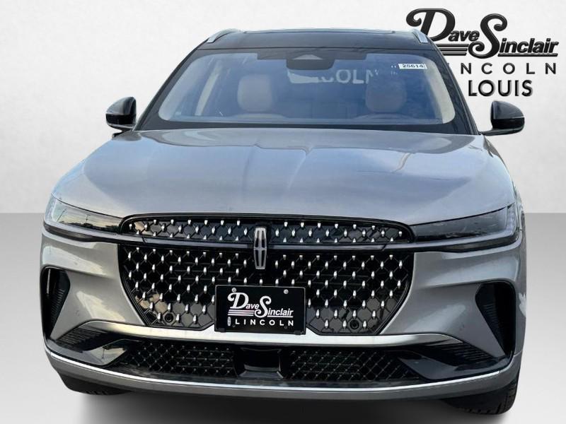 new 2025 Lincoln Nautilus car