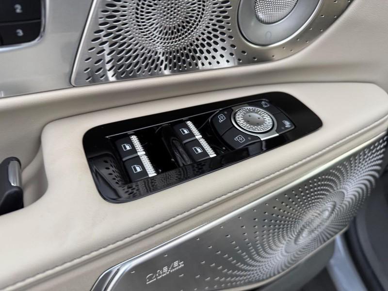 new 2025 Lincoln Nautilus car