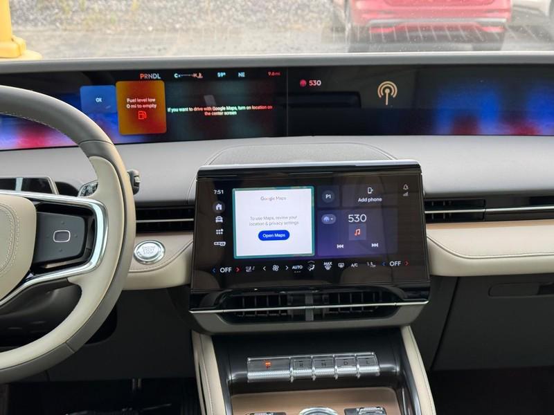 new 2025 Lincoln Nautilus car