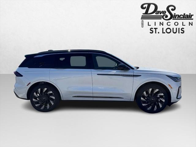 new 2025 Lincoln Nautilus car, priced at $80,395