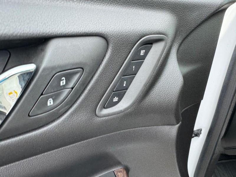 used 2023 GMC Acadia car, priced at $37,563