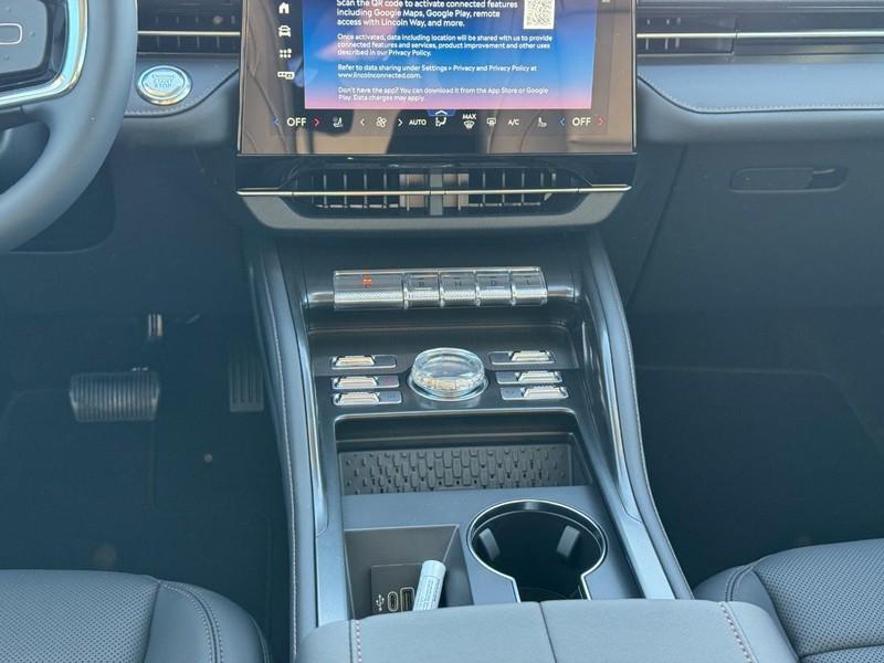 new 2026 Lincoln Nautilus car