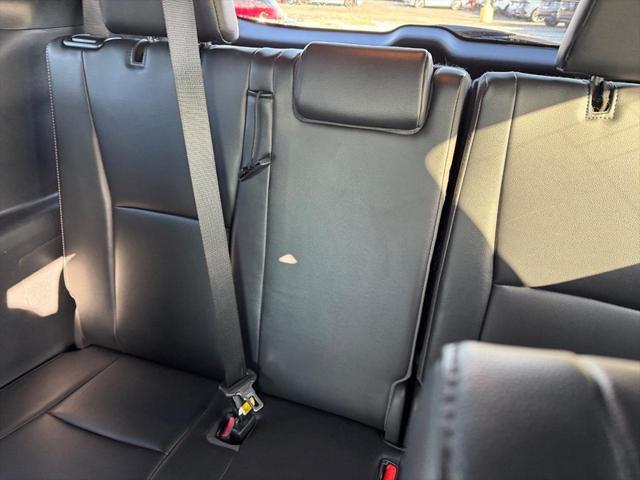 used 2022 Toyota Highlander car, priced at $34,348