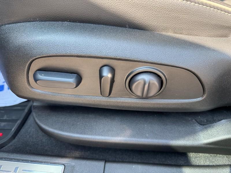 used 2023 GMC Acadia car, priced at $38,932