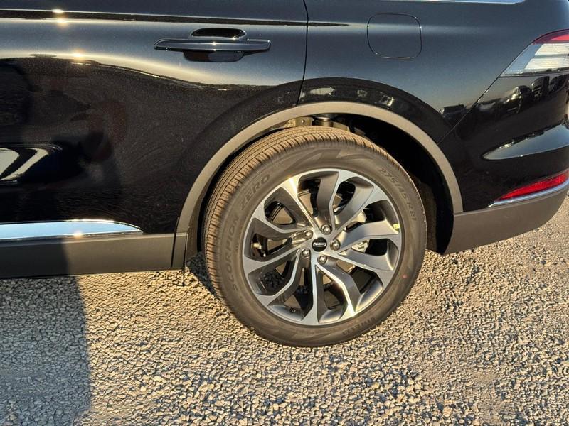new 2025 Lincoln Aviator car, priced at $68,190