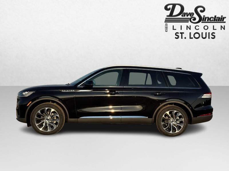 new 2025 Lincoln Aviator car, priced at $68,190