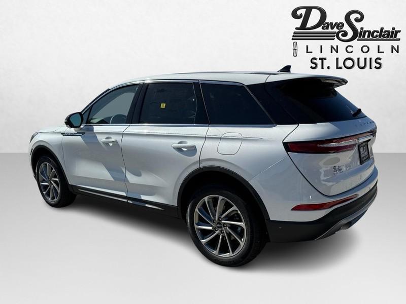 new 2025 Lincoln Corsair car, priced at $45,703