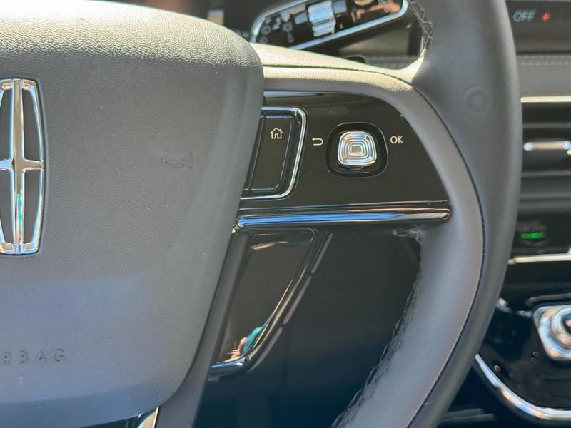 new 2025 Lincoln Corsair car, priced at $45,703