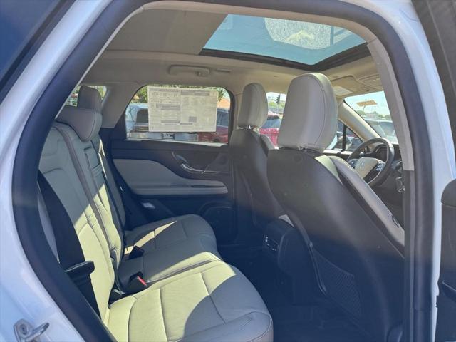 new 2025 Lincoln Corsair car, priced at $51,916