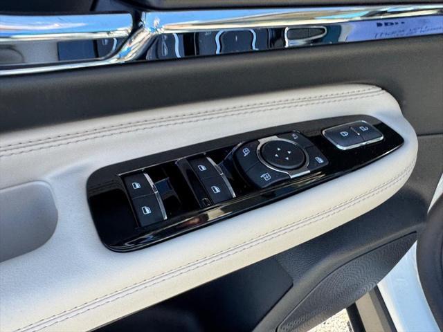 new 2025 Lincoln Corsair car, priced at $51,916