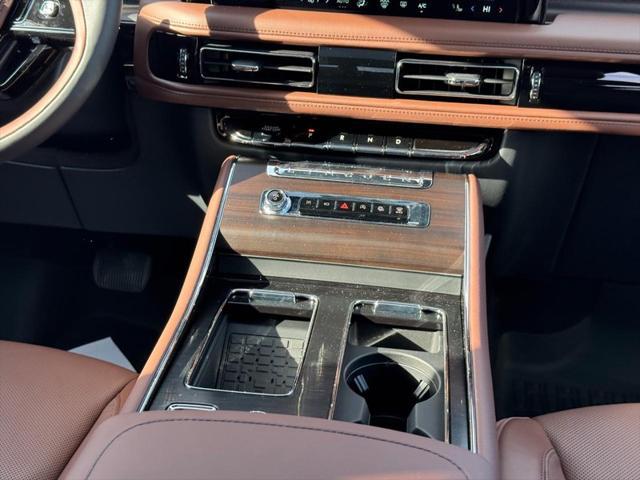 new 2025 Lincoln Aviator car, priced at $66,744