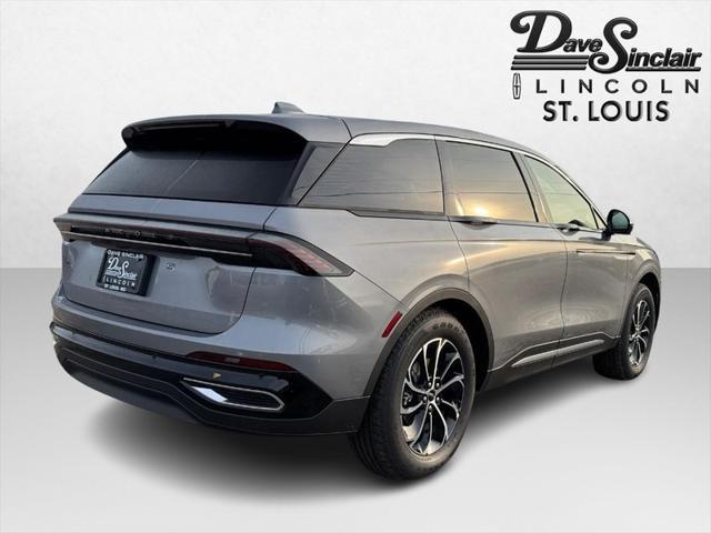 new 2025 Lincoln Nautilus car, priced at $51,933
