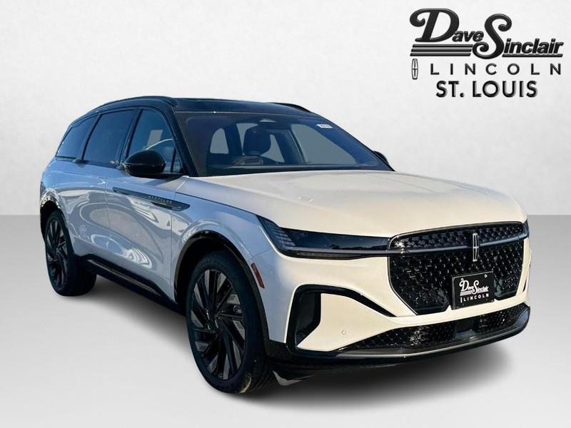 new 2025 Lincoln Nautilus car, priced at $70,095