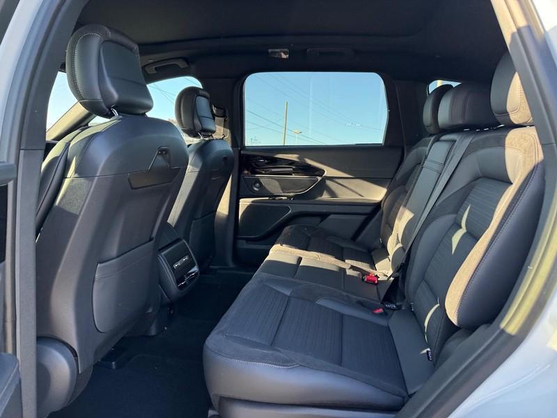 new 2025 Lincoln Nautilus car, priced at $70,095