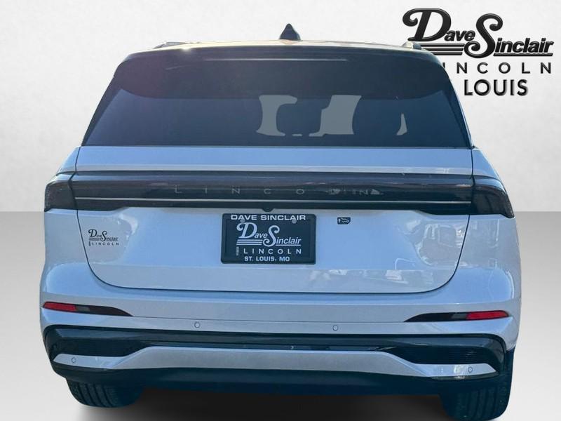 new 2025 Lincoln Nautilus car, priced at $70,095