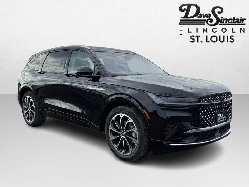 new 2025 Lincoln Nautilus car, priced at $61,451