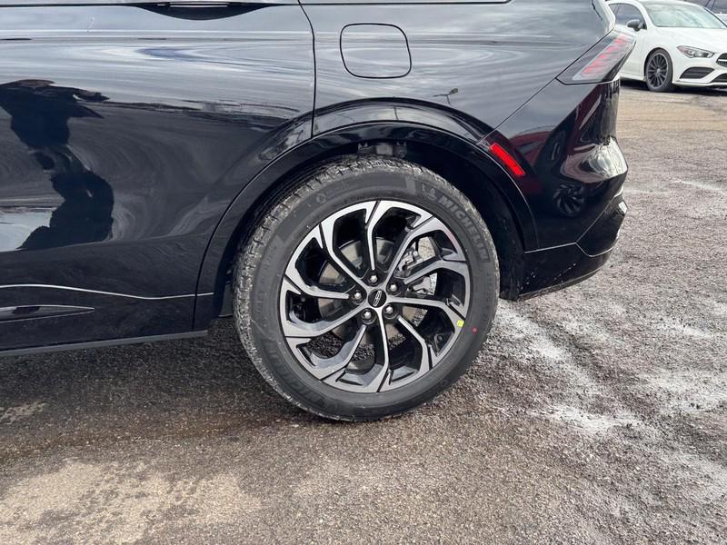 new 2025 Lincoln Nautilus car, priced at $61,451