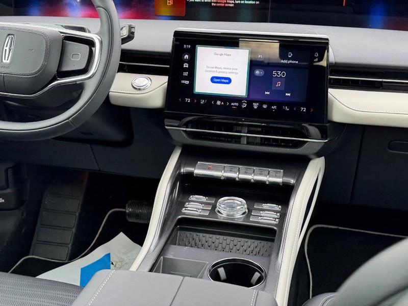 new 2025 Lincoln Nautilus car, priced at $61,451