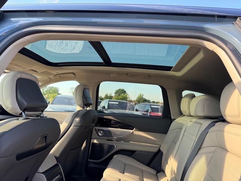 new 2025 Lincoln Nautilus car, priced at $74,460