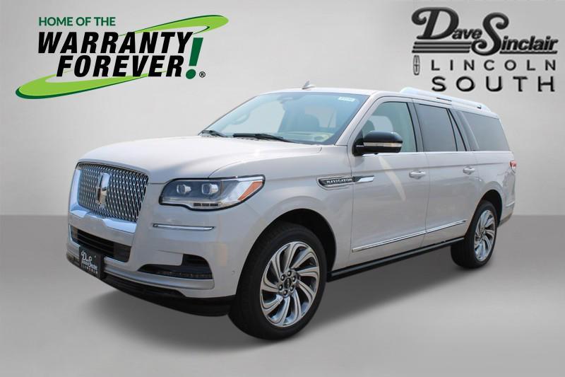 new 2023 Lincoln Navigator car, priced at $86,179