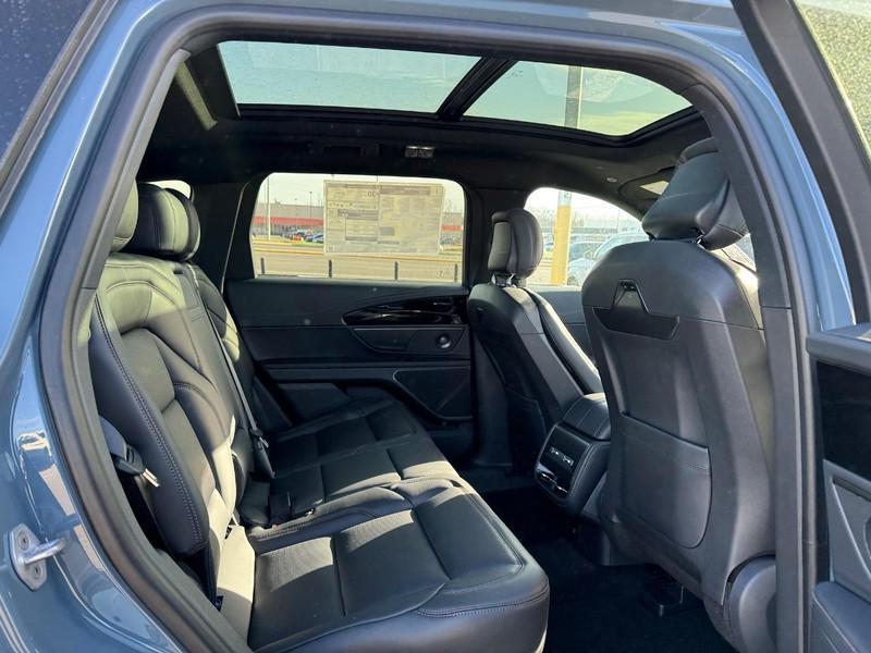 new 2025 Lincoln Nautilus car, priced at $64,020