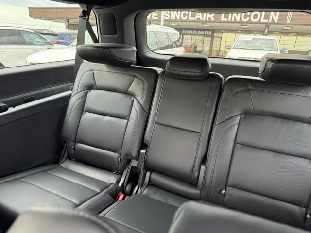 new 2025 Lincoln Navigator car, priced at $108,225