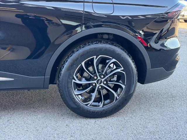 new 2025 Lincoln Nautilus car, priced at $49,623