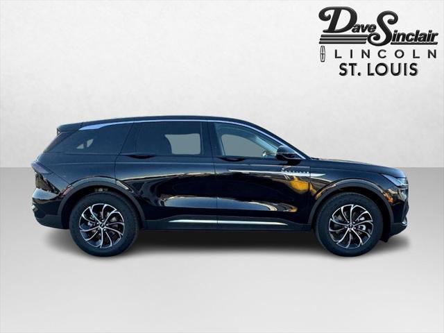 new 2025 Lincoln Nautilus car, priced at $49,623