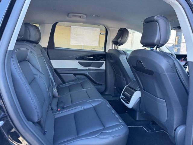 new 2025 Lincoln Nautilus car, priced at $49,623