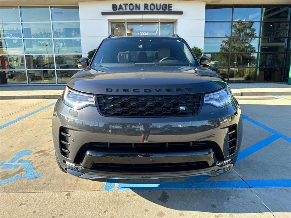 new 2025 Land Rover Discovery car, priced at $78,718